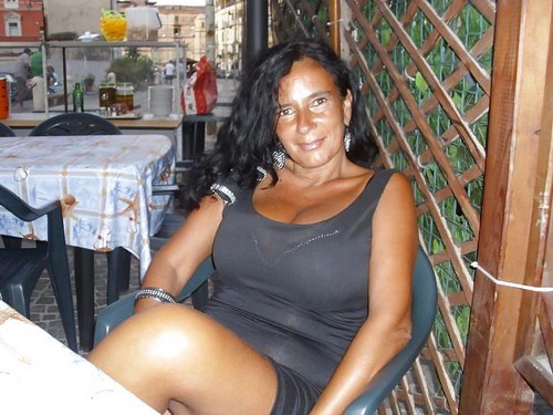 Brenda Kyss, Travesti à Paris France